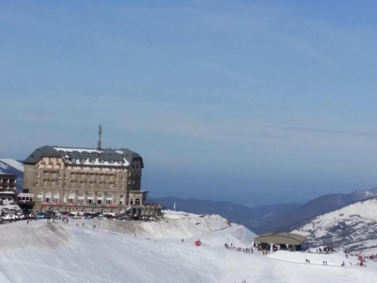 Appartement T2 4 Personnes Wifi Et Climatisation Bagneres-de-Luchon Екстер'єр фото