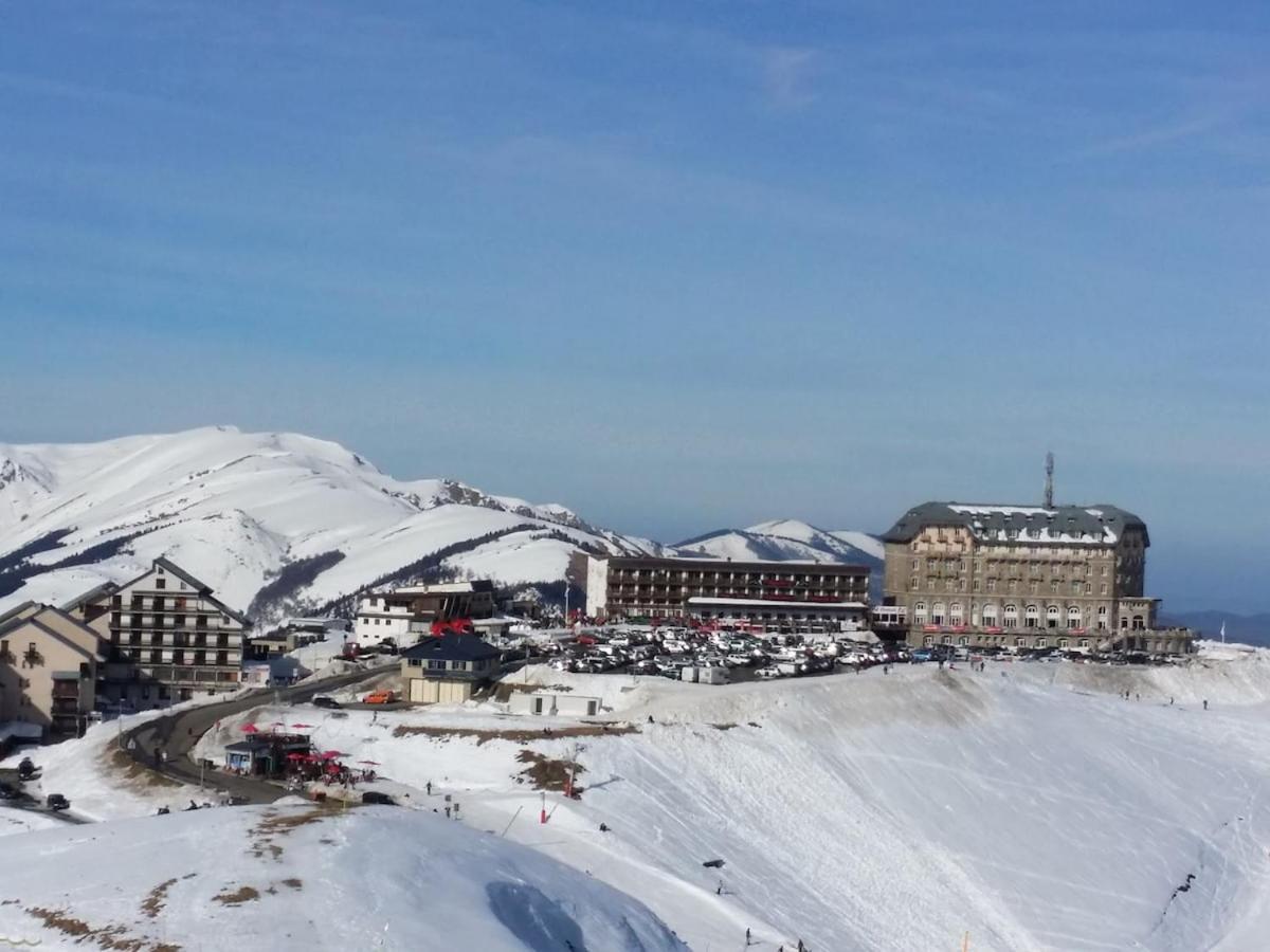 Appartement T2 4 Personnes Wifi Et Climatisation Bagneres-de-Luchon Екстер'єр фото